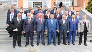 Salıpazarı Belediye Meclis üyeleri mazbatalarını aldı