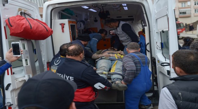 Sinop'ta elektrik akımına kapılan işçi yaralandı