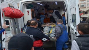 Sinop'ta elektrik akımına kapılan işçi yaralandı