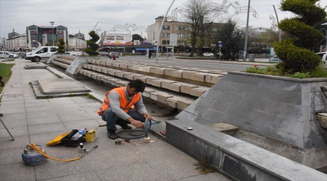 Süs havuzları temizleniyor