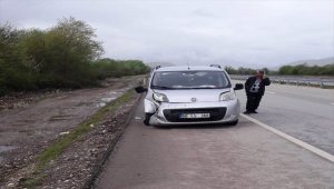 Taşova'da trafik kazası: 2 yaralı