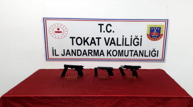 Tokat'ta kaçak silah operasyonu