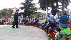 Toplum destekli polislerden anaokulu öğrencilerine eğitim