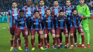 Trabzonspor , Antalyaspor'u 4-1 le geçti