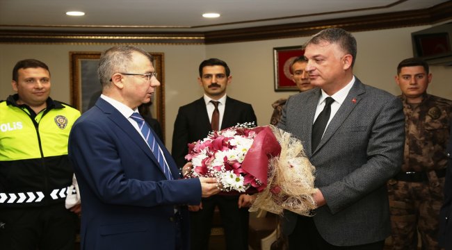 Vali Doruk, Polis Haftası'nı kutladı