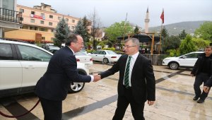 Vali Doruk’tan Belediye Başkanı Elçin’e “Hayırlı Olsun” ziyareti