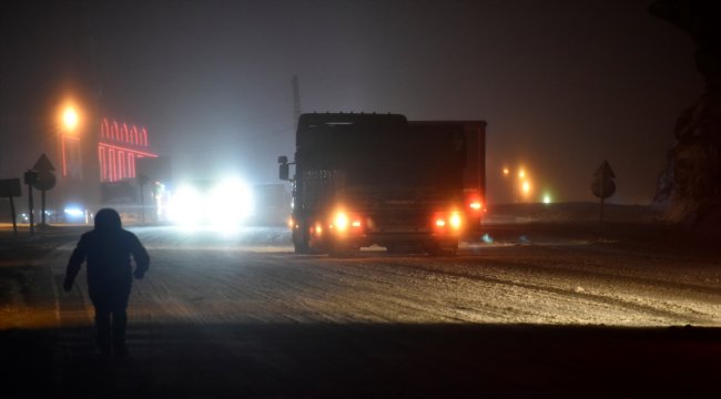Zigana Dağı'nda kar ulaşımı aksattı