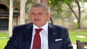 Amasya Belediyesi hizmet binasının tabelaları değiştirildi