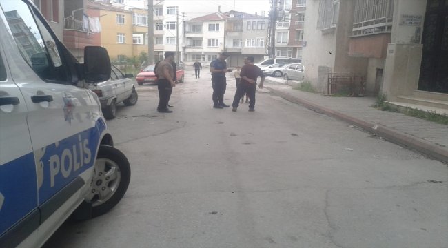 Binanın 3'üncü katından düşen çocuk ağır yaralandı
