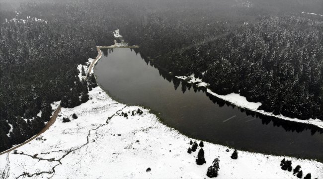 Bolu'nun yaylalarında iki mevsim bir arada yaşanıyor