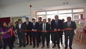 Boyabat'ta öğrencilerin el sanatı ürünleri sergilendi
