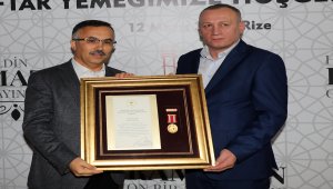 Devlet Övünç Madalyası ve Beratı Tevcih Töreni