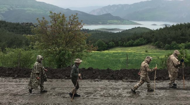 Kaybolan 1,5 yaşındaki Ecrin'i arama çalışmaları sürüyor
