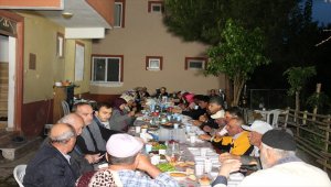 Kaymakam Pişkin vatandaşlarla iftar yaptı