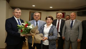 Muhtarlar Konfederasyonu Başkanı Aktürk'ten Vali Doruk'a ziyaret