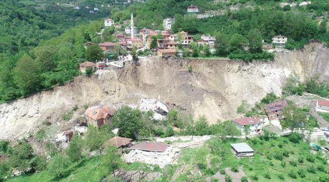 Ordu'da 31 konutun yıkıldığı heyelan