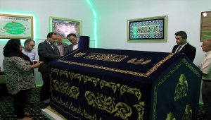Seyyid Kutbiddin'in sanduka örtüsü yenilendi