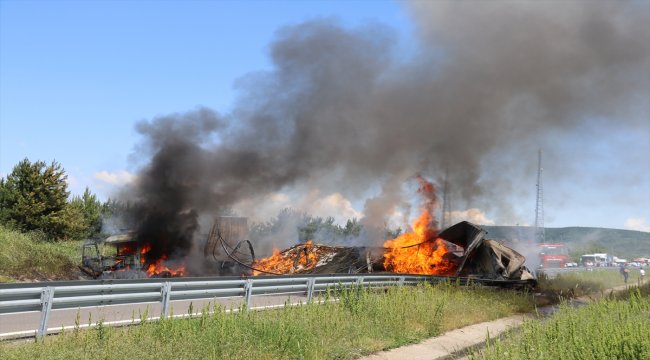 Anadolu Otoyolu'ndaki trafik kazası ulaşımı aksattı