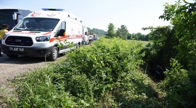 Bolu'da trafik kazası: 2 yaralı