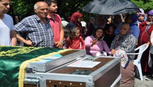 Bartın'da sele kapılan çocuğun cenazesi toprağa verildi