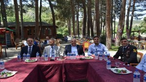 Boyabat'ta bayramlaşma töreni