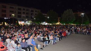 Havza'da Hacivat ve Karagöz sahnelendi