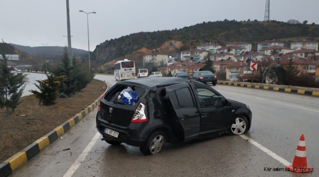 Karabük'te trafik kazaları: 4 yaralı