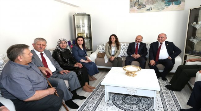 Şehit ailesine bayram ziyareti
