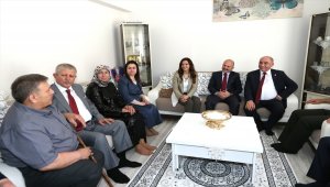 Şehit ailesine bayram ziyareti