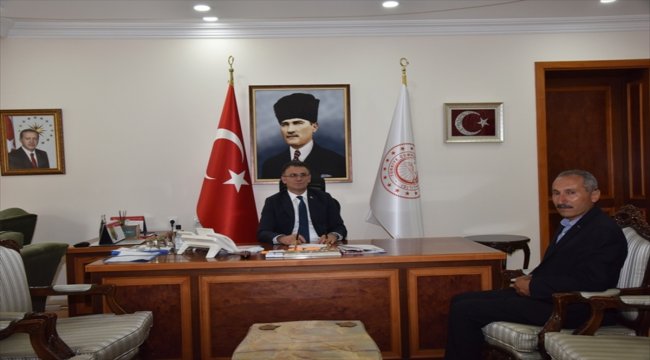 Şehit babasından Vali Ozan Balcı'ya ziyaret