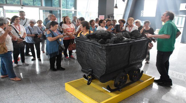 Sınıf arkadaşları yıllar sonra aynı şehirde buluştu
