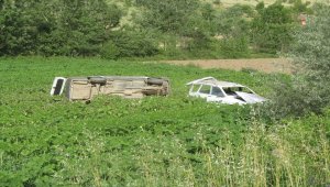 Tokat'ta iki otomobil çarpıştı: 5 yaralı