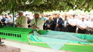 Trafik kazasında hayatını kaybeden iki kardeşe hüzünlü veda
