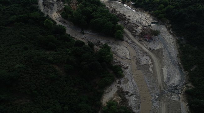 Düzce'deki su baskını ve toprak kayması