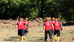 Düzce'deki su baskını ve toprak kayması