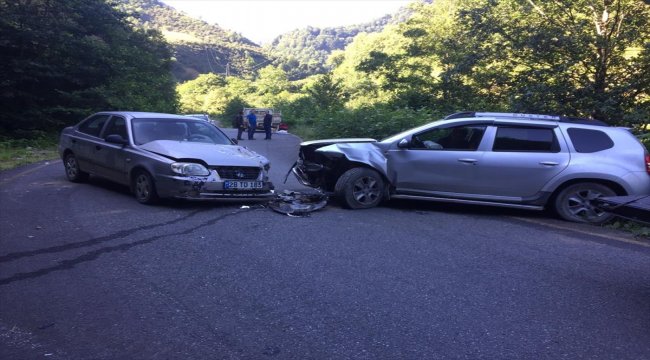Giresun'da trafik kazası: 3 yaralı
