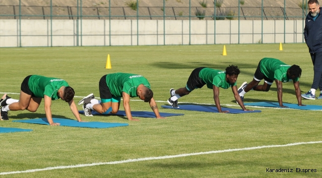 Giresunspor'un ikinci etap kampı Erzurum'da başladı