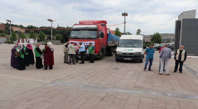 Karabük'ten Suriye'ye 27 ton un