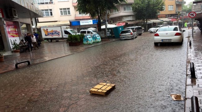 Ordu'da sağanak etkili oldu