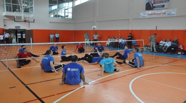 Oturarak Voleybol Milli Takımı'nın Zonguldak kampı