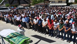 Sinop'taki trafik kazasında yaralanan çocuk hayatını kaybetti
