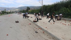 Sürücüler ve yolculardan insanlık örneği