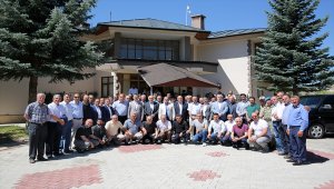 Vali Pehlivan Bayburt'a veda etti