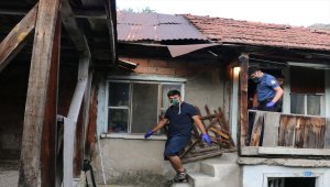 Bolu'da yalnız yaşayan kişi evinde ölü bulundu