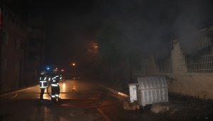 Eski hastanenin deposunda çıkan yangın söndürüldü