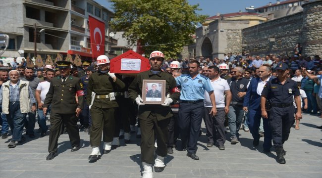 Şehit Uzman Onbaşı Gezer son yolculuğuna uğurlandı