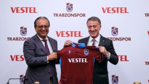 Trabzonspor'un forma göğüs sponsoru 3 yıl Vestel oldu