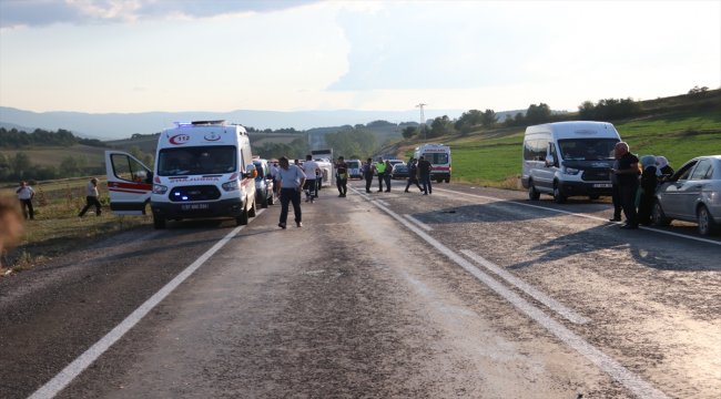 Düğün dönüşü trafik kazası