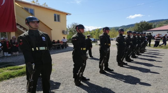 Kore gazisi son yolculuğuna uğurlandı