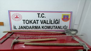 Tokat'ta kaçak kazı yapan 3 kişi suçüstü yakalandı